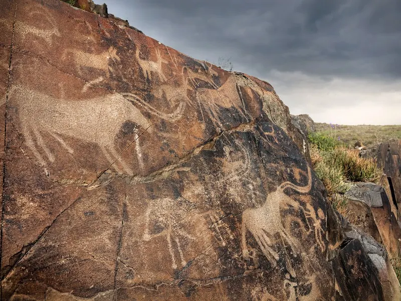 Tamgaly petroglyphs, Kazakhstan: how to get there and what to see: photo 1