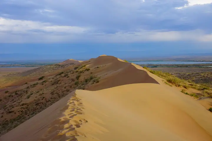 Altyn-Emel National Park: Singing Dune, Aktau mountains and tours: photo 17
